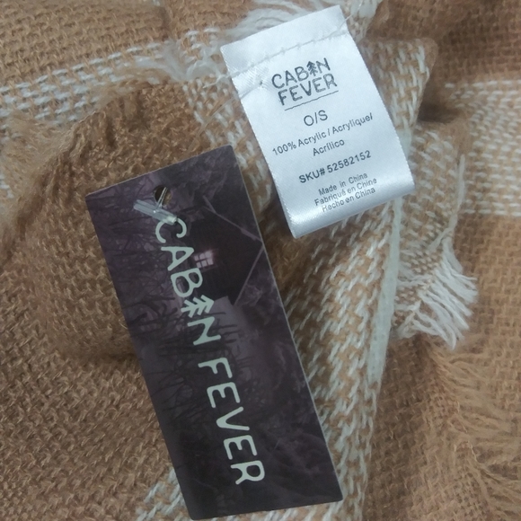 Cabin Fever | SOLD -NWT Chunky Soft Wrap Scarf - Picture 4 of 7